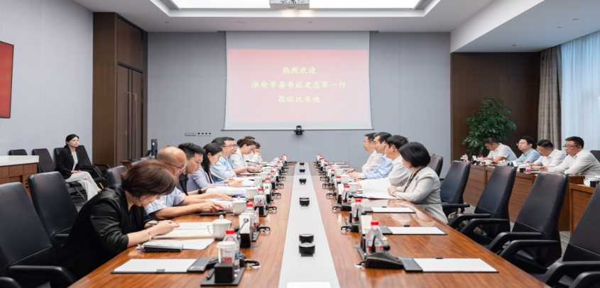 市委书记史志军率队赴深圳推进产业合作